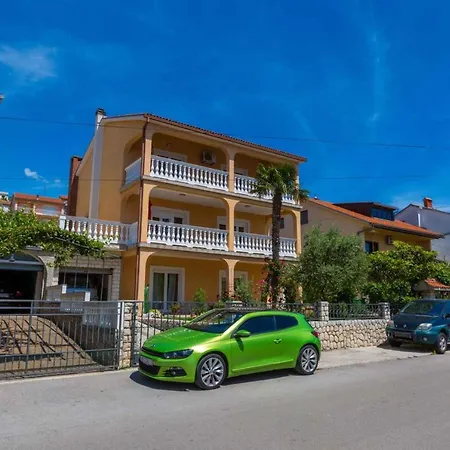 Two-bedroom In Xi Apartment Crikvenica