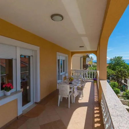 Two-bedroom In Xi Apartament Crikvenica