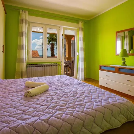 Apartament Two-bedroom In Xi Crikvenica